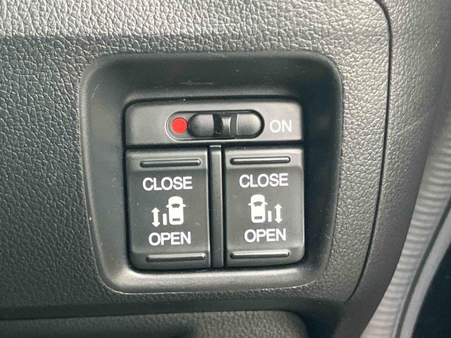 Ｎ−ＢＯＸカスタムＧ・ターボＬパッケージターボ　ナビ／地デジ／ＤＶＤ／ＢＴ　ＥＴＣ　バックカメラ　ＨＩＤヘッドライト　オートライト　両側電動スライドドア　リヤ障害物センサー　革巻きステアリング　ハーフシェイドガラス　パドルシフト　アルミ（千葉県）の中古車