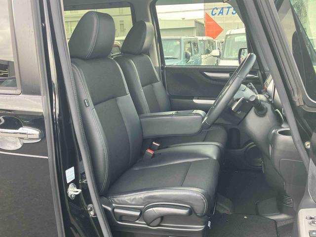 Ｎ−ＢＯＸカスタムＧ・ターボＬパッケージターボ　ナビ／地デジ／ＤＶＤ／ＢＴ　ＥＴＣ　バックカメラ　ＨＩＤヘッドライト　オートライト　両側電動スライドドア　リヤ障害物センサー　革巻きステアリング　ハーフシェイドガラス　パドルシフト　アルミ（千葉県）の中古車