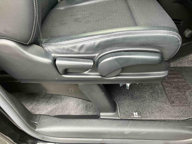 Ｎ−ＢＯＸカスタムＧ・ターボＬパッケージターボ　ナビ／地デジ／ＤＶＤ／ＢＴ　ＥＴＣ　バックカメラ　ＨＩＤヘッドライト　オートライト　両側電動スライドドア　リヤ障害物センサー　革巻きステアリング　ハーフシェイドガラス　パドルシフト　アルミ（千葉県）の中古車