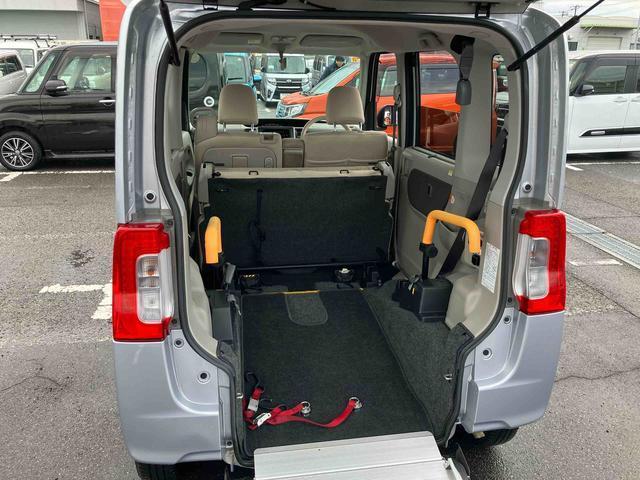 タントスローパーＬ　リヤシート付き福祉車両　リモコン付き車いす用電動ウインチ　ＣＤチューナー　スライドドア　電動格納ドアミラー　キーレスエントリー　プライバシーガラス　スライドドアサンシェード　横滑り防止装置　アイドリングストップ（千葉県）の中古車