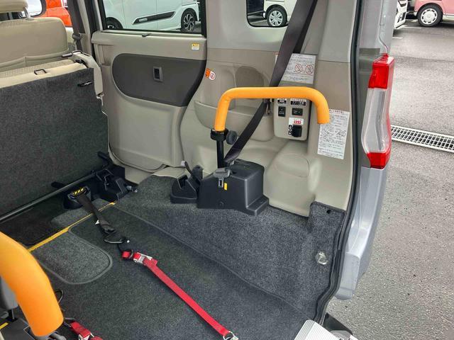 タントスローパーＬ　リヤシート付き福祉車両　リモコン付き車いす用電動ウインチ　ＣＤチューナー　スライドドア　電動格納ドアミラー　キーレスエントリー　プライバシーガラス　スライドドアサンシェード　横滑り防止装置　アイドリングストップ（千葉県）の中古車
