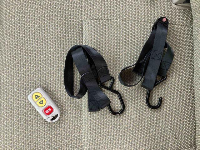 タントスローパーＬ　リヤシート付き福祉車両　リモコン付き車いす用電動ウインチ　ＣＤチューナー　スライドドア　電動格納ドアミラー　キーレスエントリー　プライバシーガラス　スライドドアサンシェード　横滑り防止装置　アイドリングストップ（千葉県）の中古車