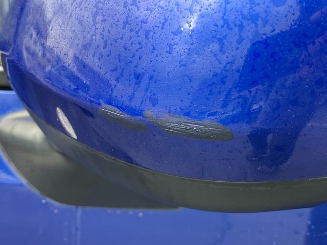 ムーヴＸＬＥＤヘッドライト　バックカメラ／ステアリングスイッチ　１４インチアルミホイール　プッシュボタンスターター　オートエアコン　オート格納ドアミラー　運転席シートリフター　横滑り防止装置　エコアイドル（千葉県）の中古車