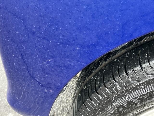 ムーヴＸＬＥＤヘッドライト　バックカメラ／ステアリングスイッチ　１４インチアルミホイール　プッシュボタンスターター　オートエアコン　オート格納ドアミラー　運転席シートリフター　横滑り防止装置　エコアイドル（千葉県）の中古車