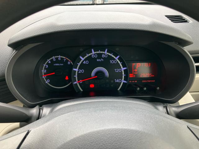 ムーヴＸＬＥＤヘッドライト　バックカメラ／ステアリングスイッチ　１４インチアルミホイール　プッシュボタンスターター　オートエアコン　オート格納ドアミラー　運転席シートリフター　横滑り防止装置　エコアイドル（千葉県）の中古車