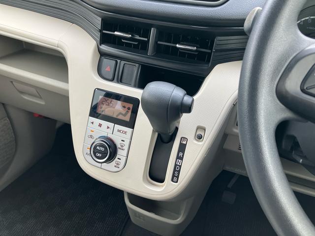 ムーヴＸＬＥＤヘッドライト　バックカメラ／ステアリングスイッチ　１４インチアルミホイール　プッシュボタンスターター　オートエアコン　オート格納ドアミラー　運転席シートリフター　横滑り防止装置　エコアイドル（千葉県）の中古車