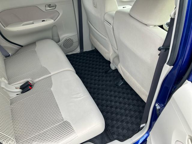 ムーヴＸＬＥＤヘッドライト　バックカメラ／ステアリングスイッチ　１４インチアルミホイール　プッシュボタンスターター　オートエアコン　オート格納ドアミラー　運転席シートリフター　横滑り防止装置　エコアイドル（千葉県）の中古車