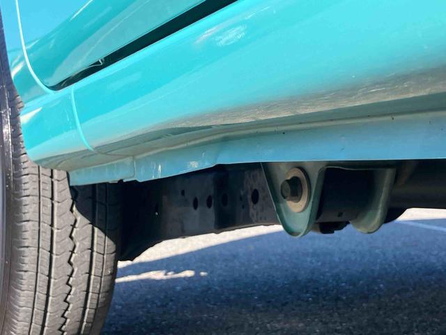 ハイゼットカーゴクルーズターボＳＡIII　４ＷＤ楽旅パック　ナビ／ＢＴ／ＴＶ／ＤＩＳＣ　前後ドラレコ　ＥＴＣ　ＡＣ１００Ｖ電源　リヤヒーター　ＬＥＤヘッド＆フォグ　電動格納ドアミラー　キーレス　オーバーヘッドシェルフ　衝突被害軽減ブレーキ（千葉県）の中古車