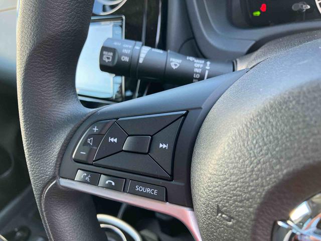 ノートｅ−パワー　Ｘカーナビ　バックモニター　プッシュボタンスタート　横滑り防止機能（千葉県）の中古車