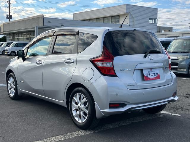 ノートｅ−パワー　メダリストナビ／ＴＶ／ＤＶＤ／ＢＴ　全周囲カメラ　ＥＴＣ　ドラレコ　ｅ−ＰＯＷＥＲ　モニター付きルームミラー　全車速追従クルコン　ＬＥＤヘッドランプ　オートライト　革巻ステアリング　アルミホイール　スマートキー（千葉県）の中古車