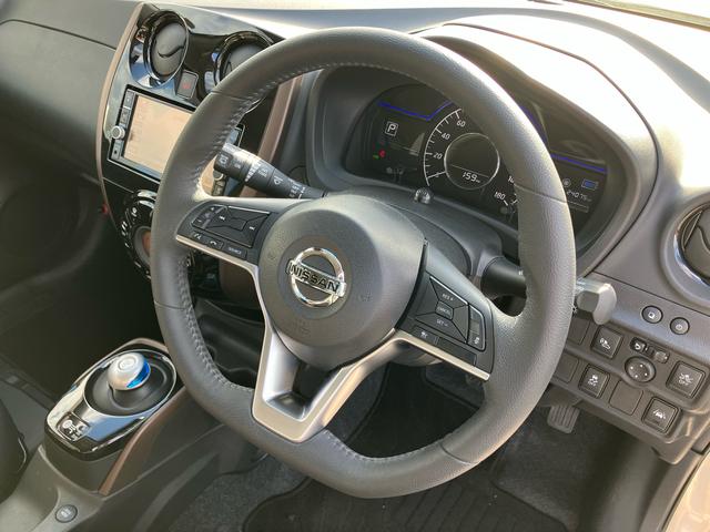 ノートｅ−パワー　メダリストナビ／ＴＶ／ＤＶＤ／ＢＴ　全周囲カメラ　ＥＴＣ　ドラレコ　ｅ−ＰＯＷＥＲ　モニター付きルームミラー　全車速追従クルコン　ＬＥＤヘッドランプ　オートライト　革巻ステアリング　アルミホイール　スマートキー（千葉県）の中古車