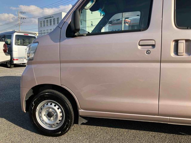 ハイゼットカーゴデラックスＳＡIII衝突被害軽減ブレーキ　横滑り防止装置　オートハイビーム　プライバシーガラス　フロントパワーウィンドウ　オーバーヘッドシェルフ　スピーカー一体型ＡＭ・ＦＭラジオ　キーレスエントリー　アイドリングストップ（千葉県）の中古車