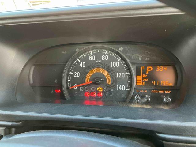 ハイゼットカーゴデラックスＳＡIII衝突被害軽減ブレーキ　横滑り防止装置　オートハイビーム　プライバシーガラス　フロントパワーウィンドウ　オーバーヘッドシェルフ　スピーカー一体型ＡＭ・ＦＭラジオ　キーレスエントリー　アイドリングストップ（千葉県）の中古車