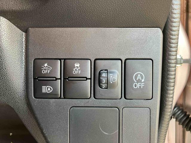 ハイゼットカーゴデラックスＳＡIII衝突被害軽減ブレーキ　横滑り防止装置　オートハイビーム　プライバシーガラス　フロントパワーウィンドウ　オーバーヘッドシェルフ　スピーカー一体型ＡＭ・ＦＭラジオ　キーレスエントリー　アイドリングストップ（千葉県）の中古車