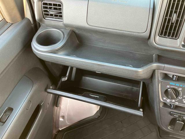 ハイゼットカーゴデラックスＳＡIII衝突被害軽減ブレーキ　横滑り防止装置　オートハイビーム　プライバシーガラス　フロントパワーウィンドウ　オーバーヘッドシェルフ　スピーカー一体型ＡＭ・ＦＭラジオ　キーレスエントリー　アイドリングストップ（千葉県）の中古車