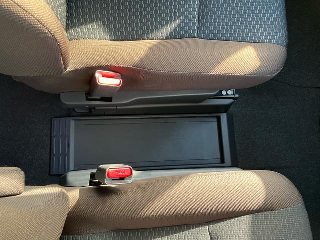 トールＧ９型ナビ／ＴＶ／ＢＴ／ＤＶＤ／ＵＳＢ　Ｂカメラ　ＬＥＤヘッドライト　オートライト　オートハイビーム　スマアシ　コーナーセンサー　キーフリーシステム　ステアリングリモコン　シートリフター　オートエアコン（千葉県）の中古車