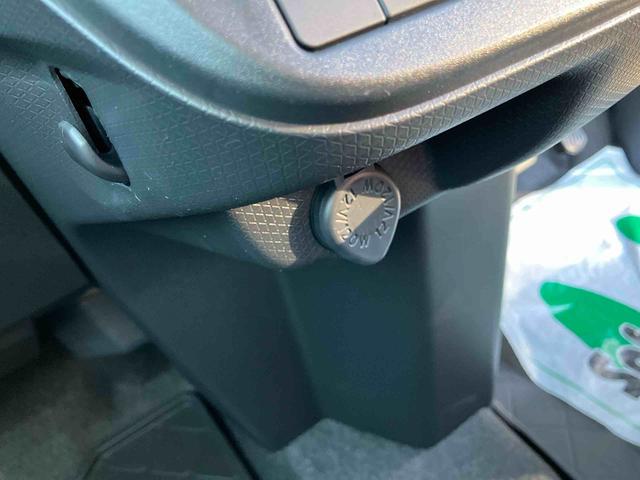 タントＸＬＥＤヘッドライト／片側電動スライドドア／キーフリー／コーナーセンサー／アイドリングストップ／衝突回避支援システム／横滑り防止装置／オートライト／オートエアコン／電動格納ミラー／電動パーキングブレーキ（千葉県）の中古車