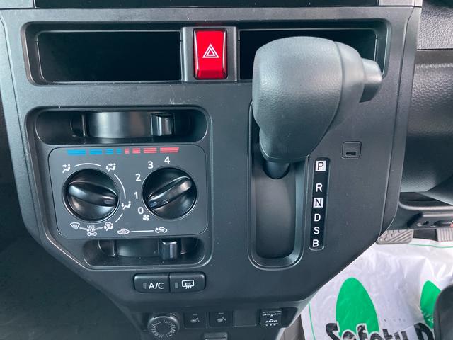 トールＸナビ／ＢＴ／ＴＶ／ＤＩＳＣ／ドラレコ　バックカメラ　片側電動スライドドア　衝突被害軽減ブレーキ　シートヒーター　マニュアルエアコン（千葉県）の中古車