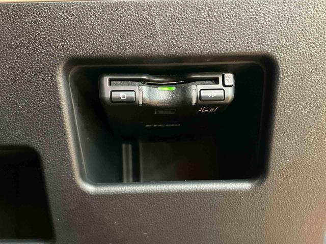 ムーヴキャンバスＧブラックアクセントＶＳ　ＳＡIIIパノラマカメラ連動８インチフルセグナビ　ＵＳＢ接続　ＨＤＭＩ接続　ブルートゥース対応　フロント．リヤドライブレコーダー連動　ＴＶナビキット　ＥＴＣ　ウインドシールドディアイサー　運転席シートヒーター（千葉県）の中古車