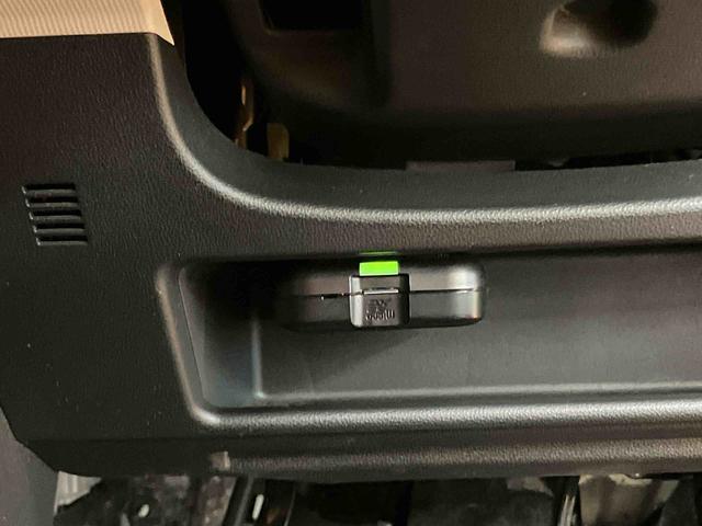 ムーヴキャンバスＧブラックアクセントＶＳ　ＳＡIIIパノラマカメラ連動８インチフルセグナビ　ＵＳＢ接続　ＨＤＭＩ接続　ブルートゥース対応　フロント．リヤドライブレコーダー連動　ＴＶナビキット　ＥＴＣ　ウインドシールドディアイサー　運転席シートヒーター（千葉県）の中古車