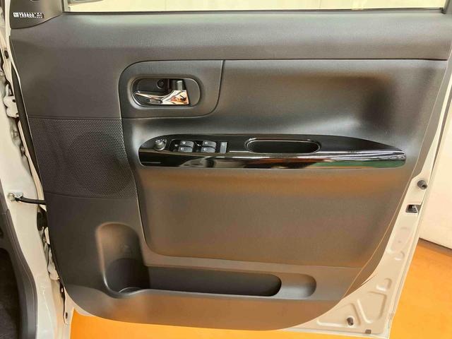 ムーヴキャンバスＧブラックアクセントＶＳ　ＳＡIIIパノラマカメラ連動８インチフルセグナビ　ＵＳＢ接続　ＨＤＭＩ接続　ブルートゥース対応　フロント．リヤドライブレコーダー連動　ＴＶナビキット　ＥＴＣ　ウインドシールドディアイサー　運転席シートヒーター（千葉県）の中古車