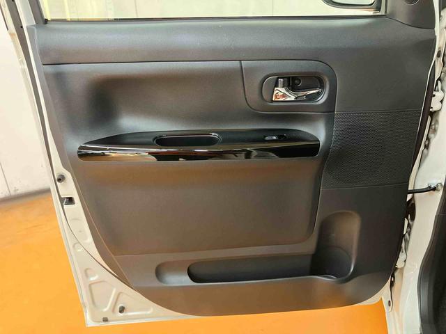 ムーヴキャンバスＧブラックアクセントＶＳ　ＳＡIIIパノラマカメラ連動８インチフルセグナビ　ＵＳＢ接続　ＨＤＭＩ接続　ブルートゥース対応　フロント．リヤドライブレコーダー連動　ＴＶナビキット　ＥＴＣ　ウインドシールドディアイサー　運転席シートヒーター（千葉県）の中古車