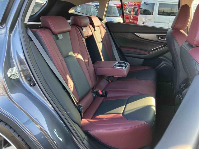 レヴォーグＳＴＩスポーツ　ＥＸターボ　４ＷＤ　ナビ／ＴＶ／ＤＶＤ／ＢＴ／ＵＳＢ　ＦＬＢカメラ　ＥＴＣ　ドラレコ　アイサイト　コーナーセンサー　Ｐシート　Ｐリヤゲート　Ｆシートヒーター　Ｒシートヒーター　パドルシフト　アルミホイール（千葉県）の中古車