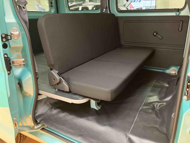 ハイゼットカーゴクルーズターボＳＡIII４ＷＤ　ビジネスパック　モモ製ステアリングホイール　フロントドライブレコーダー　フロアーイルミネーション　キー照明　エントリーライト　オーバーヘッドシェルフ　ファインウッド調センタークラスターパネル（千葉県）の中古車