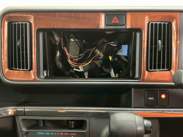 ハイゼットカーゴクルーズターボＳＡIII４ＷＤ　ビジネスパック　モモ製ステアリングホイール　フロントドライブレコーダー　フロアーイルミネーション　キー照明　エントリーライト　オーバーヘッドシェルフ　ファインウッド調センタークラスターパネル（千葉県）の中古車