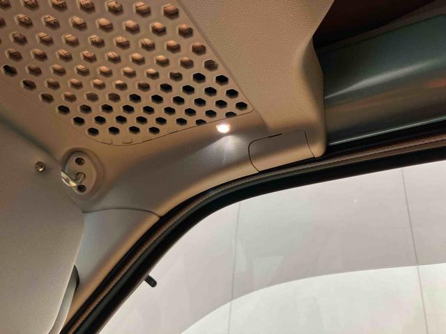 ハイゼットカーゴクルーズターボＳＡIII４ＷＤ　ビジネスパック　モモ製ステアリングホイール　フロントドライブレコーダー　フロアーイルミネーション　キー照明　エントリーライト　オーバーヘッドシェルフ　ファインウッド調センタークラスターパネル（千葉県）の中古車