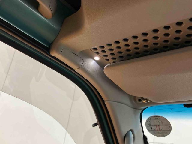 ハイゼットカーゴクルーズターボＳＡIII４ＷＤ　ビジネスパック　モモ製ステアリングホイール　フロントドライブレコーダー　フロアーイルミネーション　キー照明　エントリーライト　オーバーヘッドシェルフ　ファインウッド調センタークラスターパネル（千葉県）の中古車