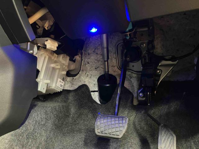 タフトＧターボ　ダーククロムベンチャースマホ連携９インチディスプレイオーディオ　ＵＳＢ接続　ＨＤＭＩ接続　フロント．リヤドライブレコーダー連動　ＴＶナビキット　フロアーイルミネーション　プロジェクションイルミ　スカイフィールトップ（千葉県）の中古車