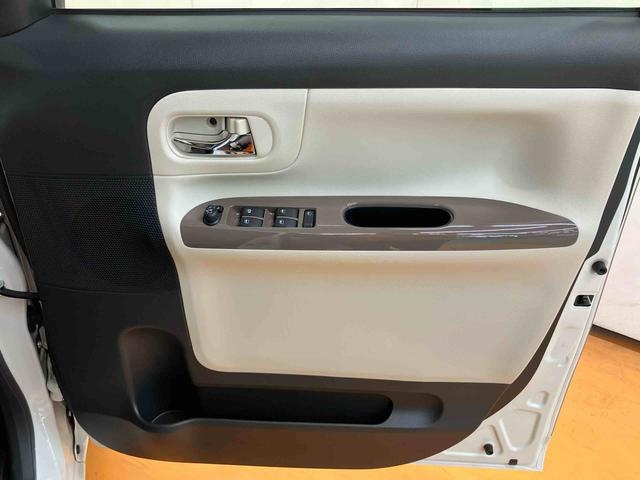 ムーヴキャンバスGメイクアップVS SAIIIパノラマカメラ連動フルセグナビ USB接続 ブルートゥース対応 フロント.リヤドライブレコーダー連動 置きラクボックス オートハイビーム ウインドシールドディアイサー 運転席シートヒーター(千葉県)の中古車