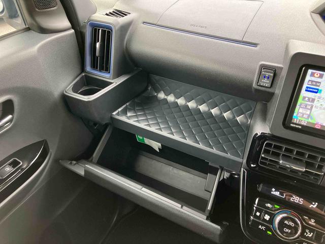 タントカスタムＸスタイルセレクションナビ／ＴＶ／ＤＶＤ／ＢＴ／ＵＳＢ　Ｂカメラ　前後ドラレコ　ＥＴＣ　両側Ｐスライド　ＬＥＤヘッドライト　オートライト　オートハイビーム　スマアシ　前後コ−ナ−センサー　シートヒーター　キーフリー　アルミ（千葉県）の中古車