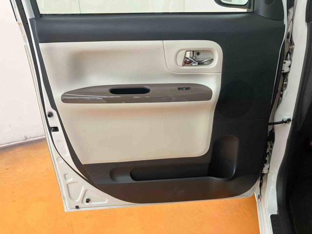 ムーヴキャンバスＧメイクアップリミテッド　ＳＡIIIパノラマカメラ連動フルセグナビ　ＵＳＢ接続　ブルートゥース対応　フロント．リヤドライブレコーダー連動　ＥＴＣ　専用ルーフキャリヤ　置きラクボックス　バニティーミラー付き左右サンバイザー（千葉県）の中古車