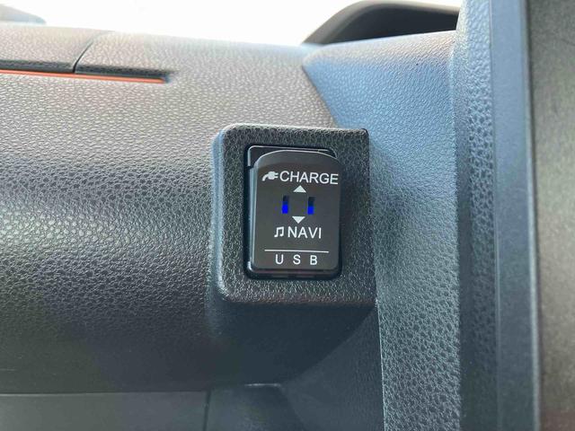 タントファンクロスナビ／ＢＴ／ＴＶ／ＤＩＳＣ／Ｂカメラ／ステアスイッチ　前方ドラレコ　ＥＴＣ　ルーフレール　両側パワスラ　１４インチアルミ　ＬＥＤヘッド＆フォグ　シートヒーター　電動駐車ブレーキ　衝突被害軽減ブレーキ（千葉県）の中古車