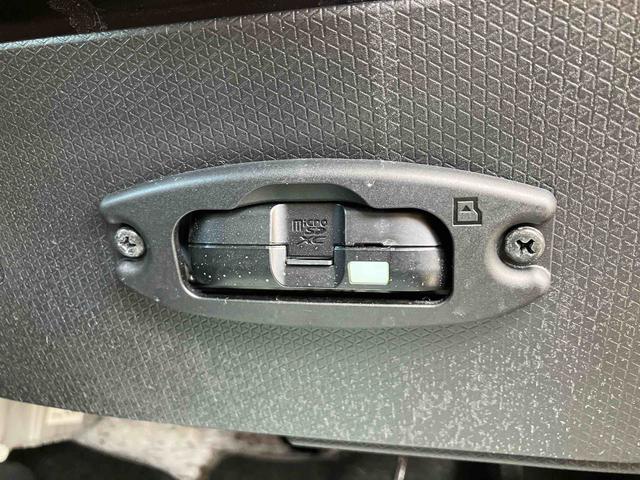 タントファンクロスナビ／ＢＴ／ＴＶ／ＤＩＳＣ／Ｂカメラ／ステアスイッチ　前方ドラレコ　ＥＴＣ　ルーフレール　両側パワスラ　１４インチアルミ　ＬＥＤヘッド＆フォグ　シートヒーター　電動駐車ブレーキ　衝突被害軽減ブレーキ（千葉県）の中古車