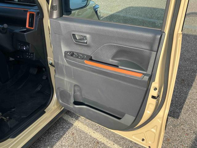 タントファンクロスナビ／ＢＴ／ＴＶ／ＤＩＳＣ／Ｂカメラ／ステアスイッチ　前方ドラレコ　ＥＴＣ　ルーフレール　両側パワスラ　１４インチアルミ　ＬＥＤヘッド＆フォグ　シートヒーター　電動駐車ブレーキ　衝突被害軽減ブレーキ（千葉県）の中古車