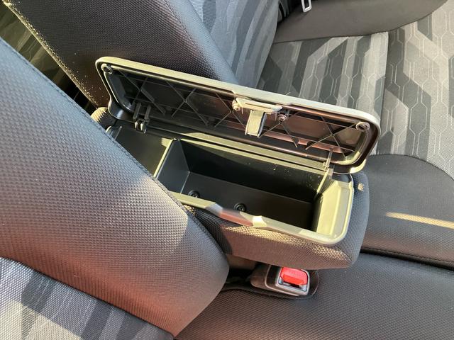 タントファンクロスナビ／ＢＴ／ＴＶ／ＤＩＳＣ／Ｂカメラ／ステアスイッチ　前方ドラレコ　ＥＴＣ　ルーフレール　両側パワスラ　１４インチアルミ　ＬＥＤヘッド＆フォグ　シートヒーター　電動駐車ブレーキ　衝突被害軽減ブレーキ（千葉県）の中古車