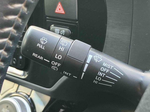 アクアＸ−アーバンナビ／ワンセグ／ＣＤ／ＡＵＸ／ＢＴ　ＥＴＣ　ルーフレール　前後コーナーセンサー　ＬＥＤヘッドライト　オートライト　ＬＥＤフォグランプ　スペアタイヤ　アルミ　革ステアリング　キーフリー　オートエアコン（千葉県）の中古車