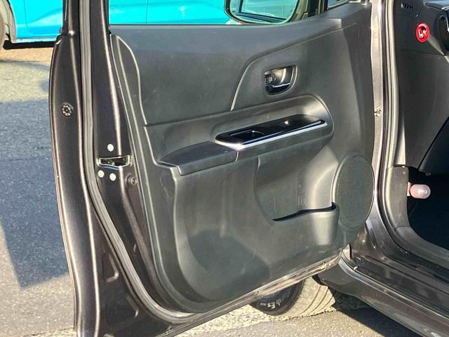 アクアＸ−アーバンナビ／ワンセグ／ＣＤ／ＡＵＸ／ＢＴ　ＥＴＣ　ルーフレール　前後コーナーセンサー　ＬＥＤヘッドライト　オートライト　ＬＥＤフォグランプ　スペアタイヤ　アルミ　革ステアリング　キーフリー　オートエアコン（千葉県）の中古車