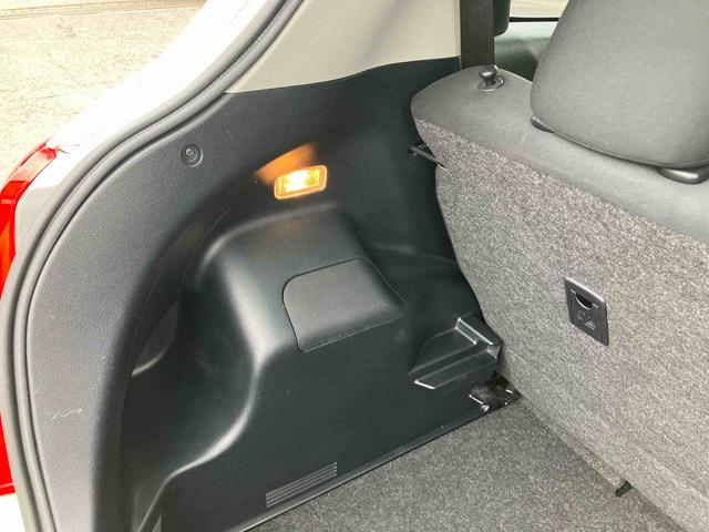 ヴィッツＦナビ／ワンセグ／ＣＤ／ＢＴ　ＡＵＸ接続　バックカメラ　プライバシーガラス　サイドレバー式ー駐車ブレーキ　シートリフター　チルトステアリング　電動格納ドアミラー　キーレスエントリー　マニュアルエアコン（千葉県）の中古車