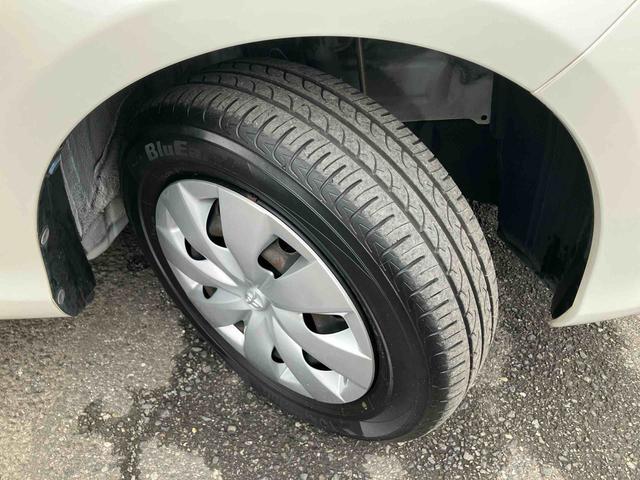 ヴィッツＦナビ／ワンセグ／ＣＤ／ＢＴ　ＡＵＸ接続　バックカメラ　プライバシーガラス　サイドレバー式ー駐車ブレーキ　シートリフター　チルトステアリング　電動格納ドアミラー　キーレスエントリー　マニュアルエアコン（千葉県）の中古車