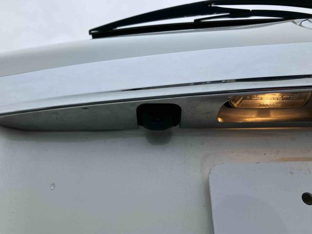 ヴィッツＦナビ／ワンセグ／ＣＤ／ＢＴ　ＡＵＸ接続　バックカメラ　プライバシーガラス　サイドレバー式ー駐車ブレーキ　シートリフター　チルトステアリング　電動格納ドアミラー　キーレスエントリー　マニュアルエアコン（千葉県）の中古車