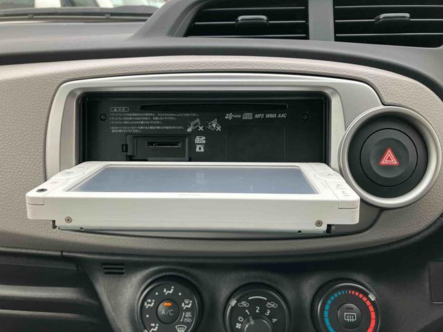 ヴィッツＦナビ／ワンセグ／ＣＤ／ＢＴ　ＡＵＸ接続　バックカメラ　プライバシーガラス　サイドレバー式ー駐車ブレーキ　シートリフター　チルトステアリング　電動格納ドアミラー　キーレスエントリー　マニュアルエアコン（千葉県）の中古車