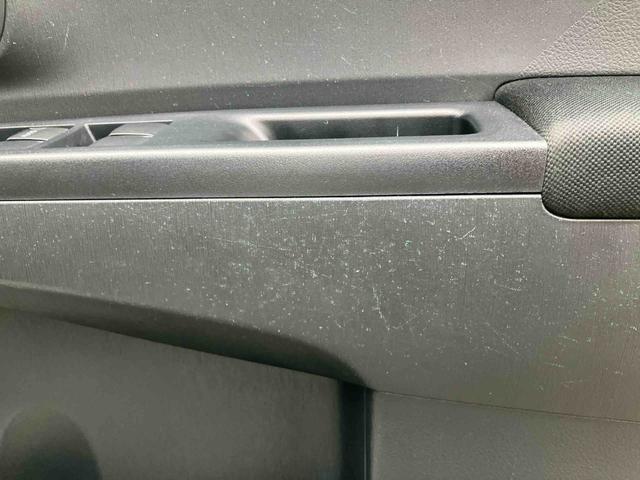 ヴィッツＦナビ／ワンセグ／ＣＤ／ＢＴ　ＡＵＸ接続　バックカメラ　プライバシーガラス　サイドレバー式ー駐車ブレーキ　シートリフター　チルトステアリング　電動格納ドアミラー　キーレスエントリー　マニュアルエアコン（千葉県）の中古車