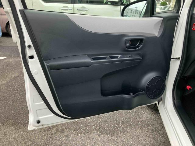 ヴィッツＦナビ／ワンセグ／ＣＤ／ＢＴ　ＡＵＸ接続　バックカメラ　プライバシーガラス　サイドレバー式ー駐車ブレーキ　シートリフター　チルトステアリング　電動格納ドアミラー　キーレスエントリー　マニュアルエアコン（千葉県）の中古車