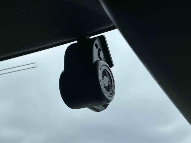 タフトGターボ クロムベンチャーターボ ガラスルーフ ルーフレール 9型ナビ/TV/DVD/BT/USB Bカメラ ETC 前後ドラレコ LEDヘッドランプ オートライト オートハイビーム コ−ナ−センサー 電動駐車ブレーキ アルミ(千葉県)の中古車