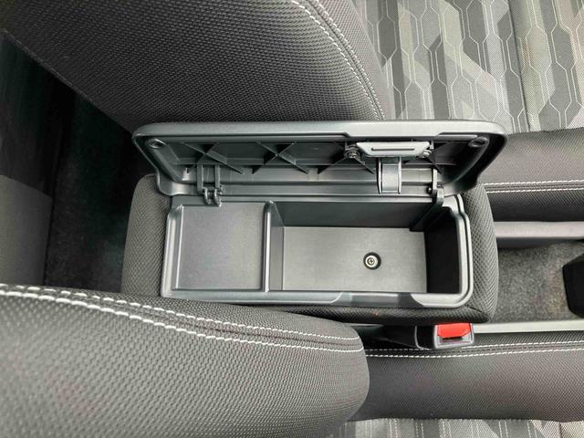 タフトGターボ クロムベンチャーターボ ガラスルーフ ルーフレール 9型ナビ/TV/DVD/BT/USB Bカメラ ETC 前後ドラレコ LEDヘッドランプ オートライト オートハイビーム コ−ナ−センサー 電動駐車ブレーキ アルミ(千葉県)の中古車