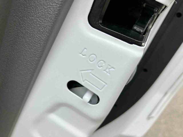 タフトGターボ クロムベンチャーターボ ガラスルーフ ルーフレール 9型ナビ/TV/DVD/BT/USB Bカメラ ETC 前後ドラレコ LEDヘッドランプ オートライト オートハイビーム コ−ナ−センサー 電動駐車ブレーキ アルミ(千葉県)の中古車